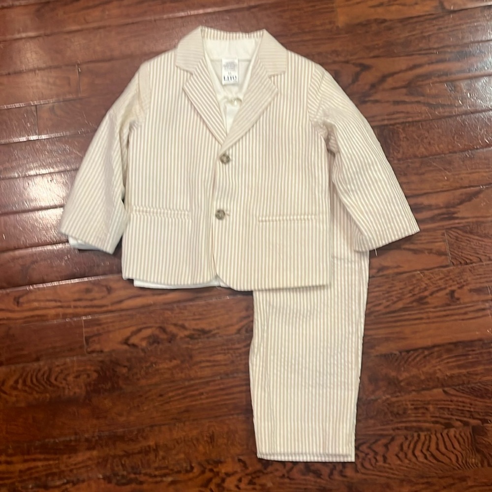 Seersucker 3 piece button suit set